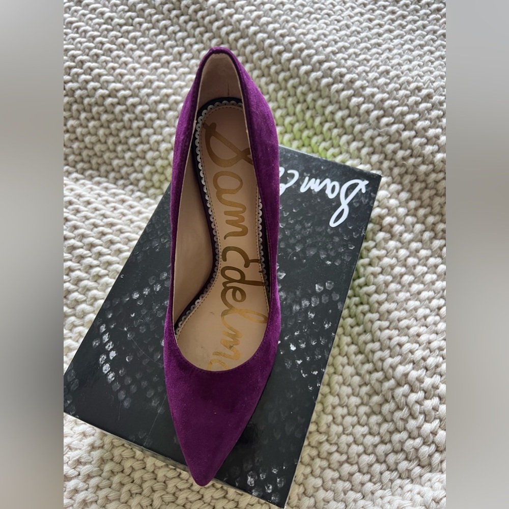 Sam Edelman Hazel Berry Wine Suede Heels Pumps